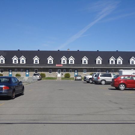 Motel Grande Ile Salaberry-de-Valleyfield Exterior foto