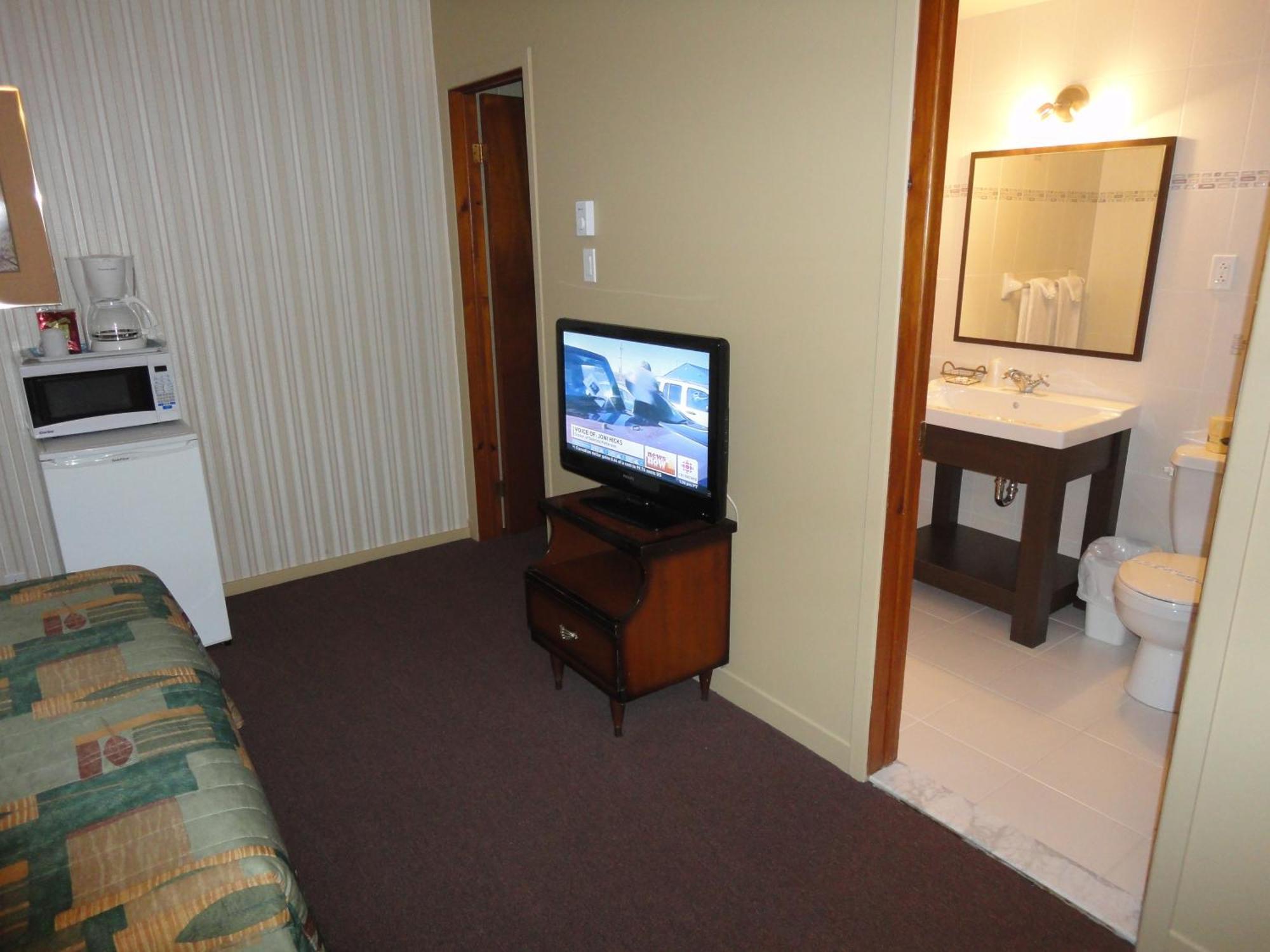Motel Grande Ile Salaberry-de-Valleyfield Exterior foto